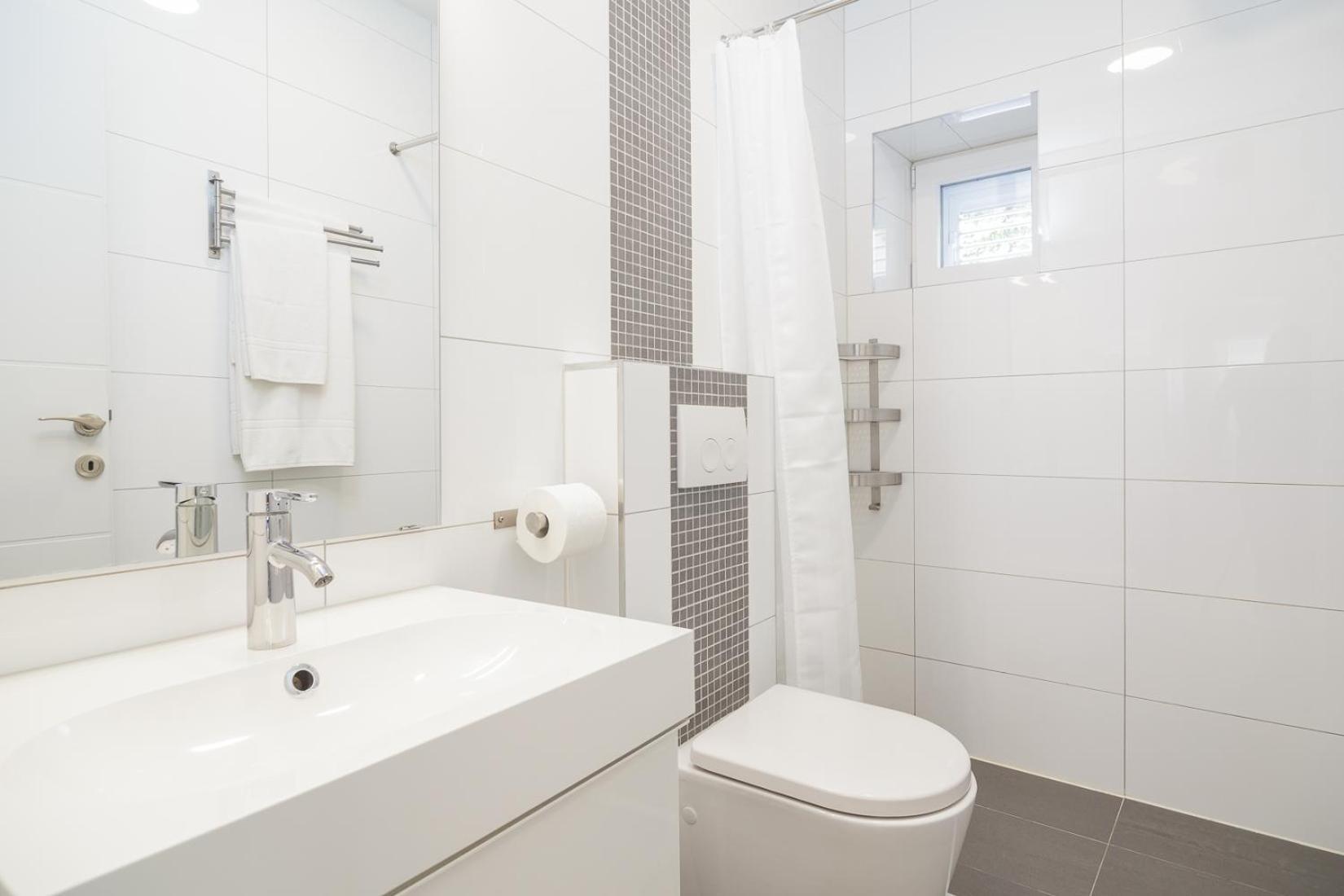 Holiday Home Aspalathos - With Free Parking, Near The Beach, A Few Minutes' Walking Distance To The Unesco Palace Split Exteriér fotografie