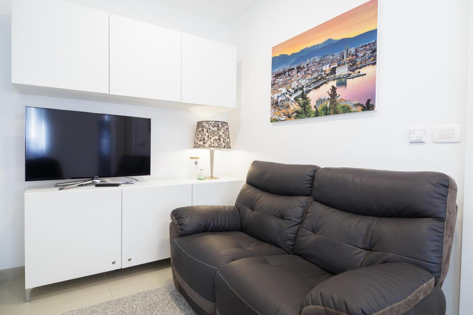 Holiday Home Aspalathos - With Free Parking, Near The Beach, A Few Minutes' Walking Distance To The Unesco Palace Split Exteriér fotografie