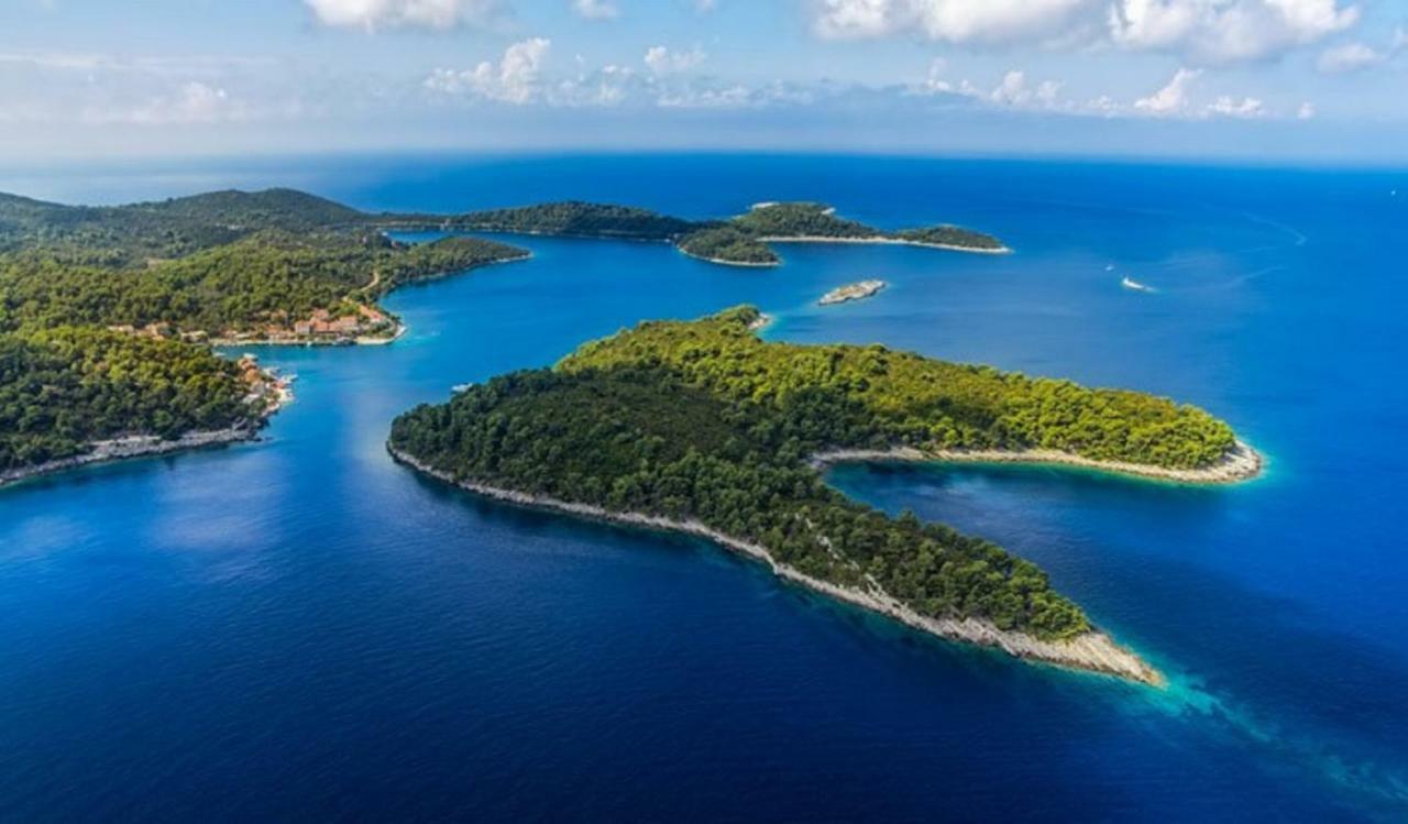 Holiday Home Aspalathos - With Free Parking, Near The Beach, A Few Minutes' Walking Distance To The Unesco Palace Split Exteriér fotografie